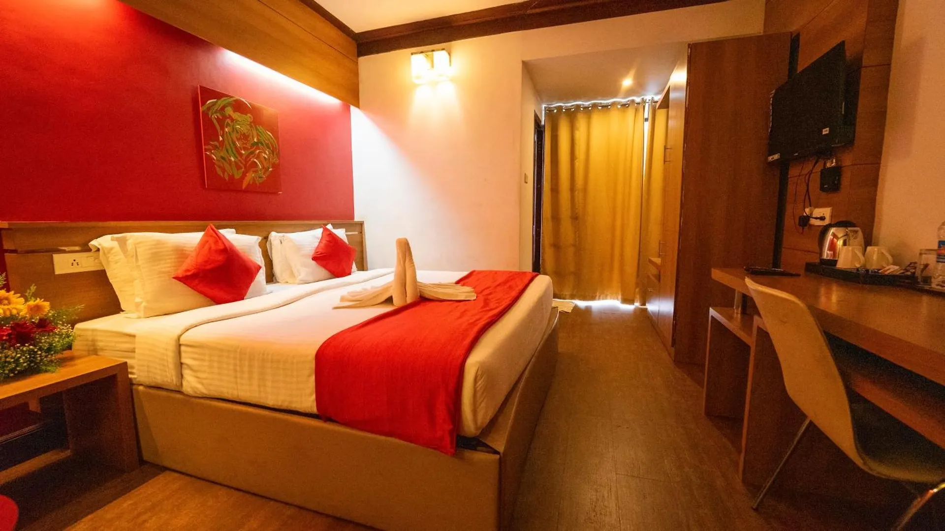 Westwood Riverside Munnar Hotel
