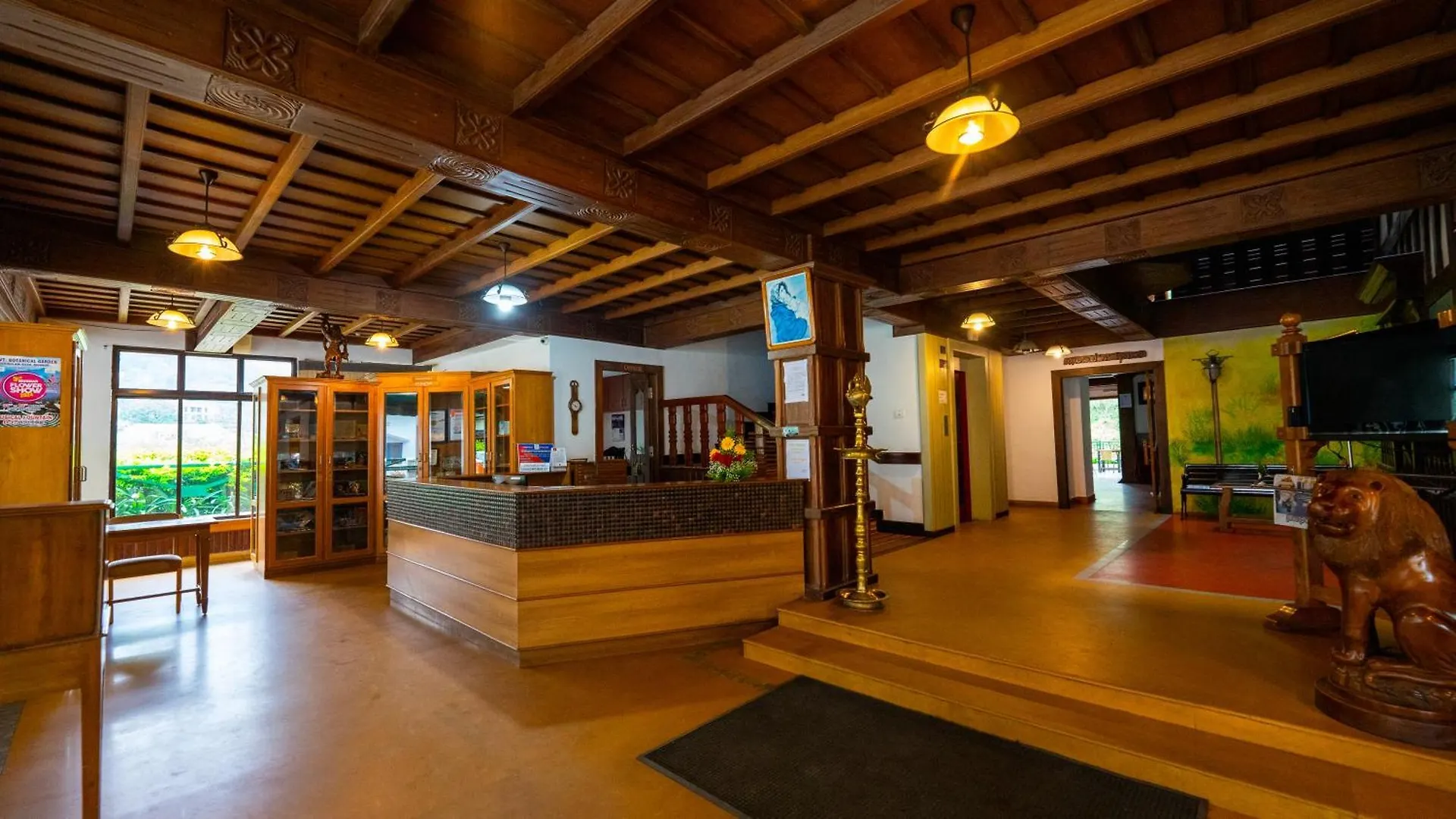 Westwood Riverside Munnar Hotel