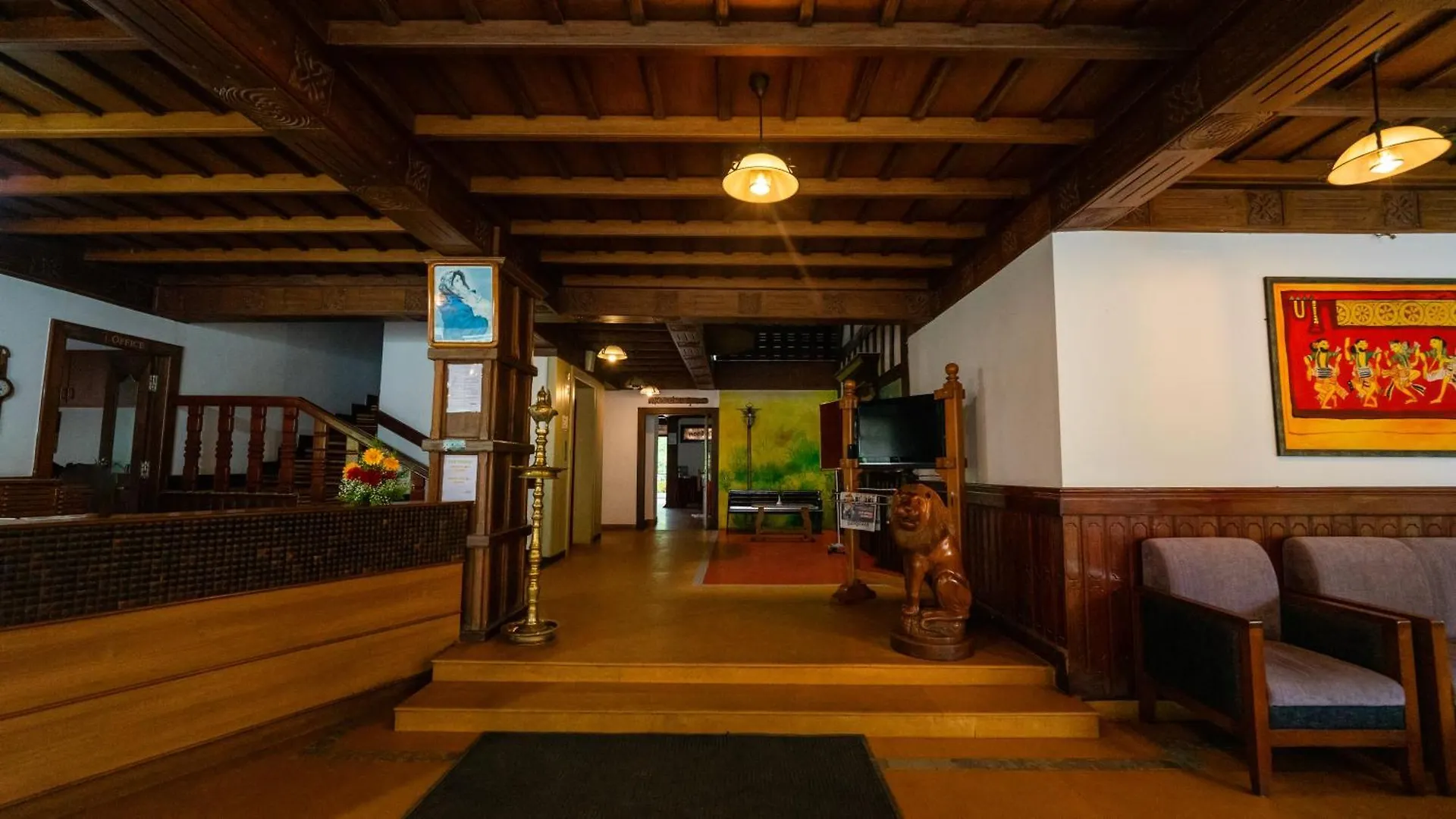 Hotel Westwood Riverside Munnar