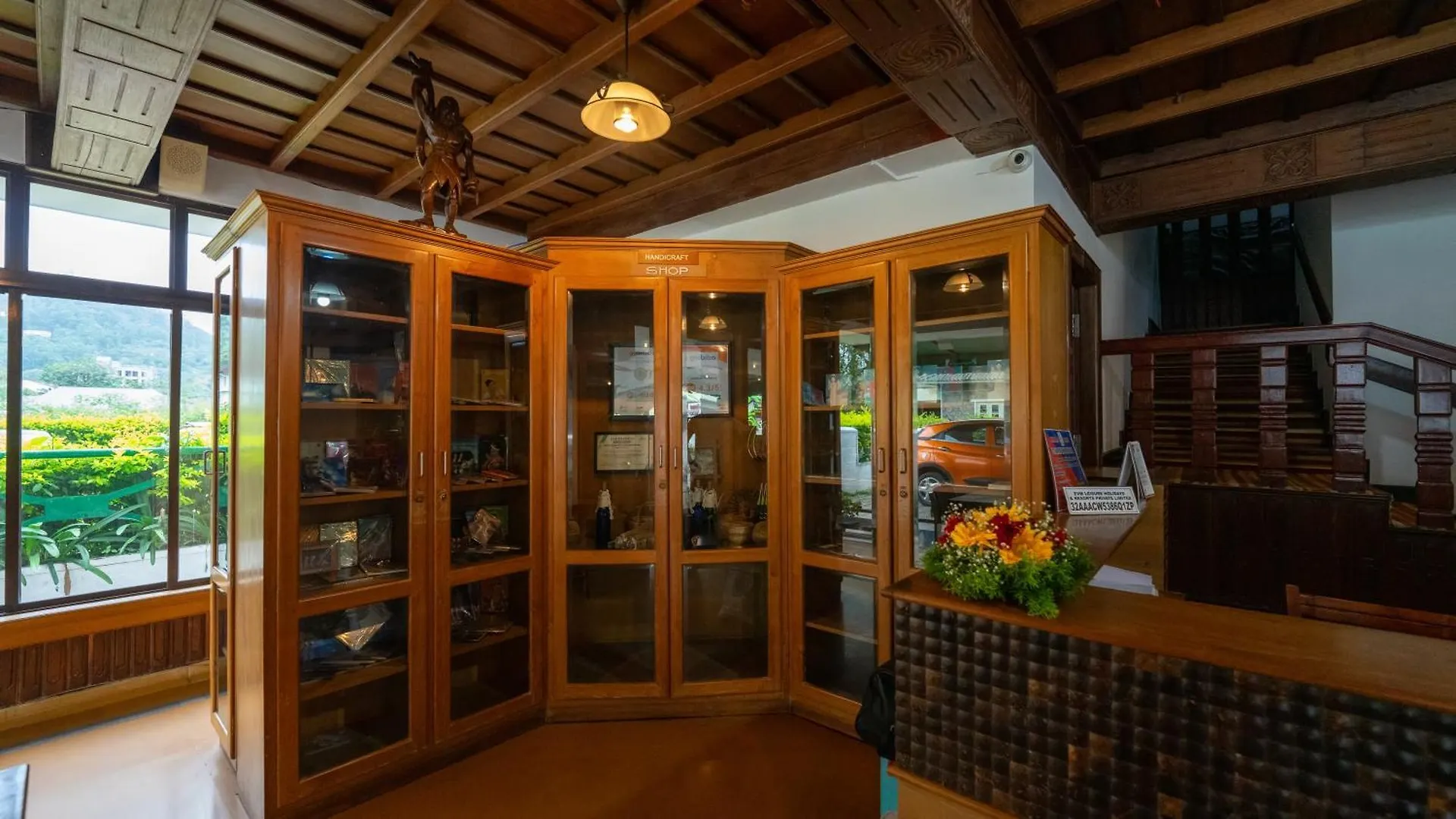 Hotel Westwood Riverside Munnar
